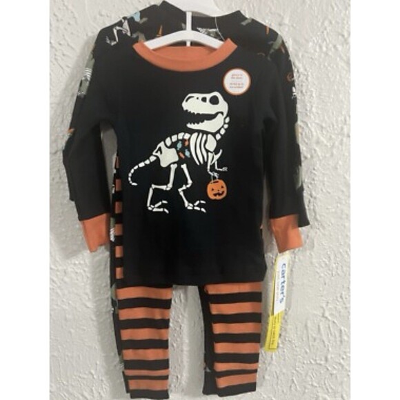 Carter's 4 Piece Glow in the Dark Dinosaur T-Rex Halloween Pajama Set 2 Toddler - Picture 7 of 9